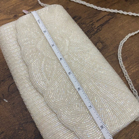 Vintage La Regale Beaded Clutch - Picture 11 of 12